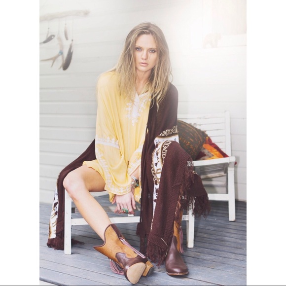 Arnhem Tops - Arnhem Leaping Water Kaftan in Gold